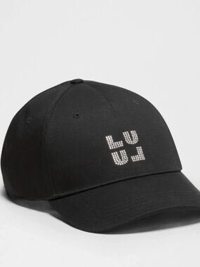 Lululemon Black “Jewelled” Cap in S/M